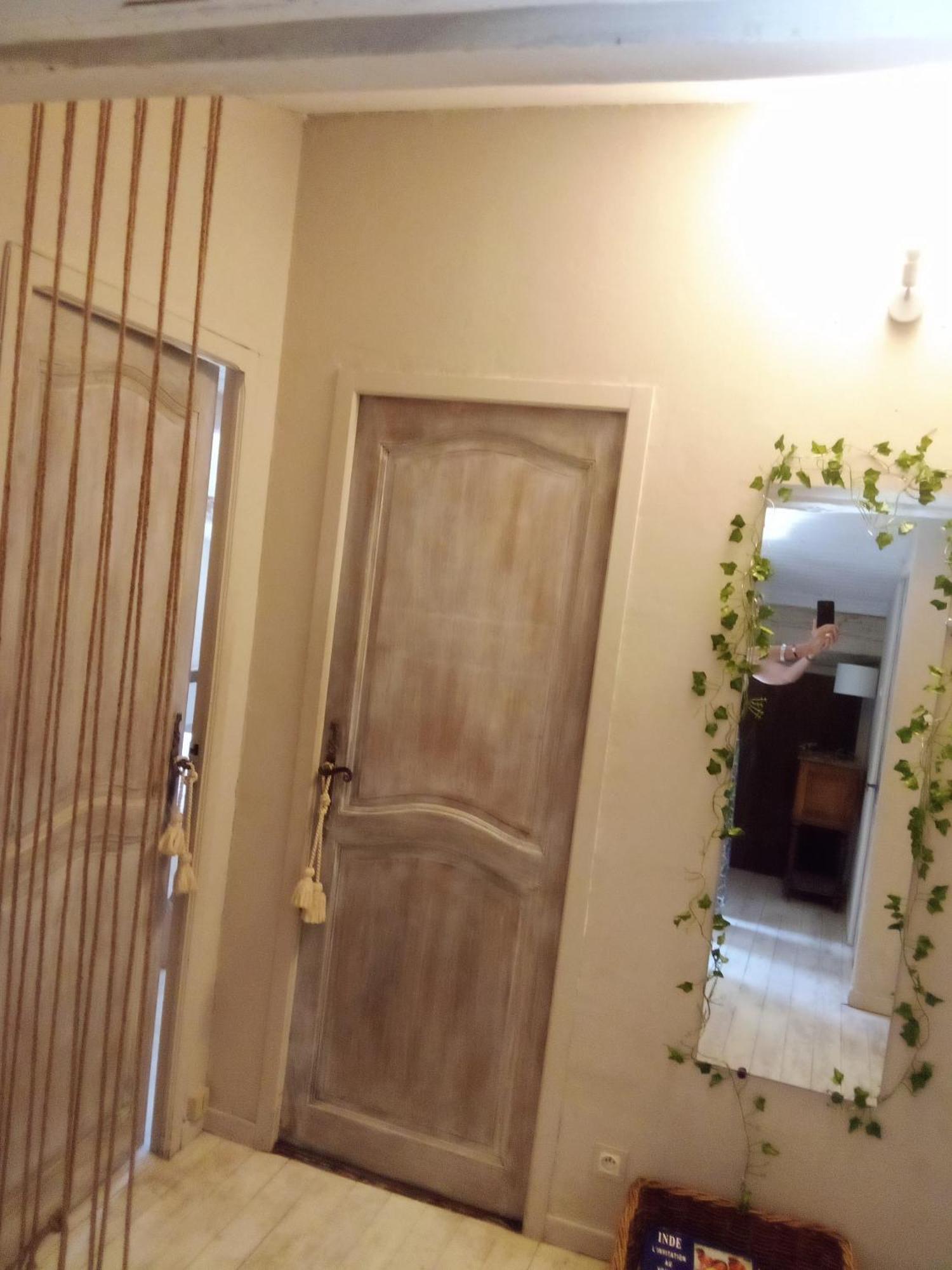 La Maison Perchee エーグ・モルト 部屋 写真